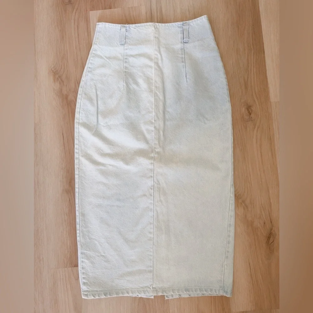 VINTAGE BUTTON DOWN DENIM MIXI SKIRT - Picture 7 of 8